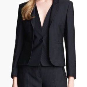 Armani Collezioni Blazer -  Navy-blue Pin-stripe suit jacket. Size 42 (US 6)